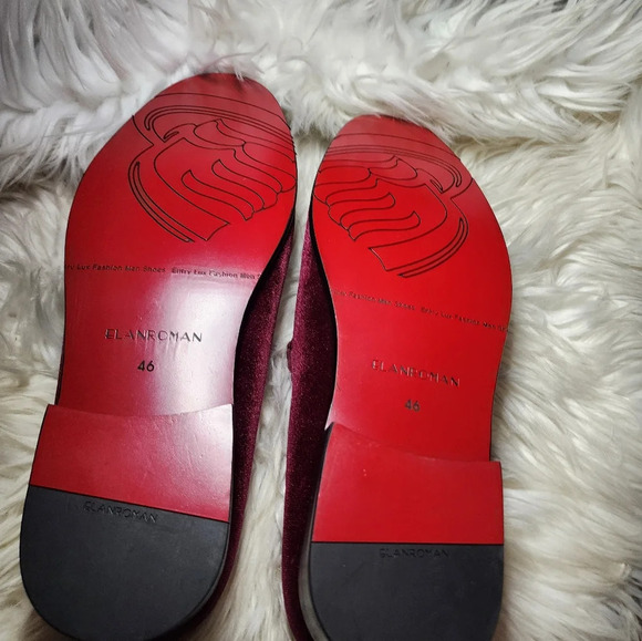 Men\'s Burgundy Velvet Loafers with Gold Lion Crest – ElanRoman Size 46/12 NEW main image 5